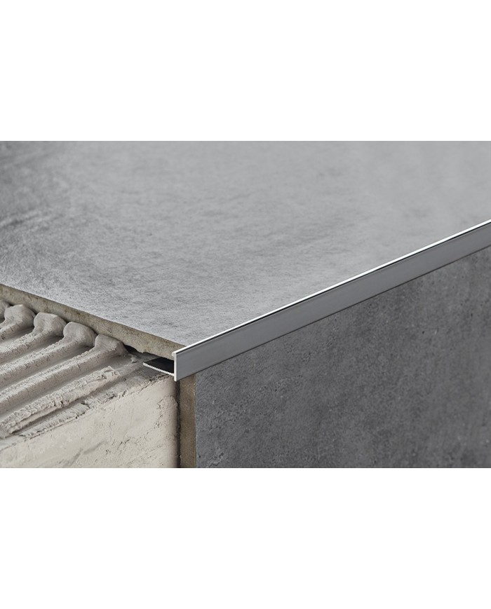 Profil do glazury AL narożny 10x18 mm 2,50 m Czarny RAL 9005 MAT